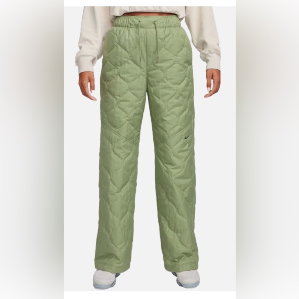 Women’s Nike Snow Pants - Size XL. NWOT